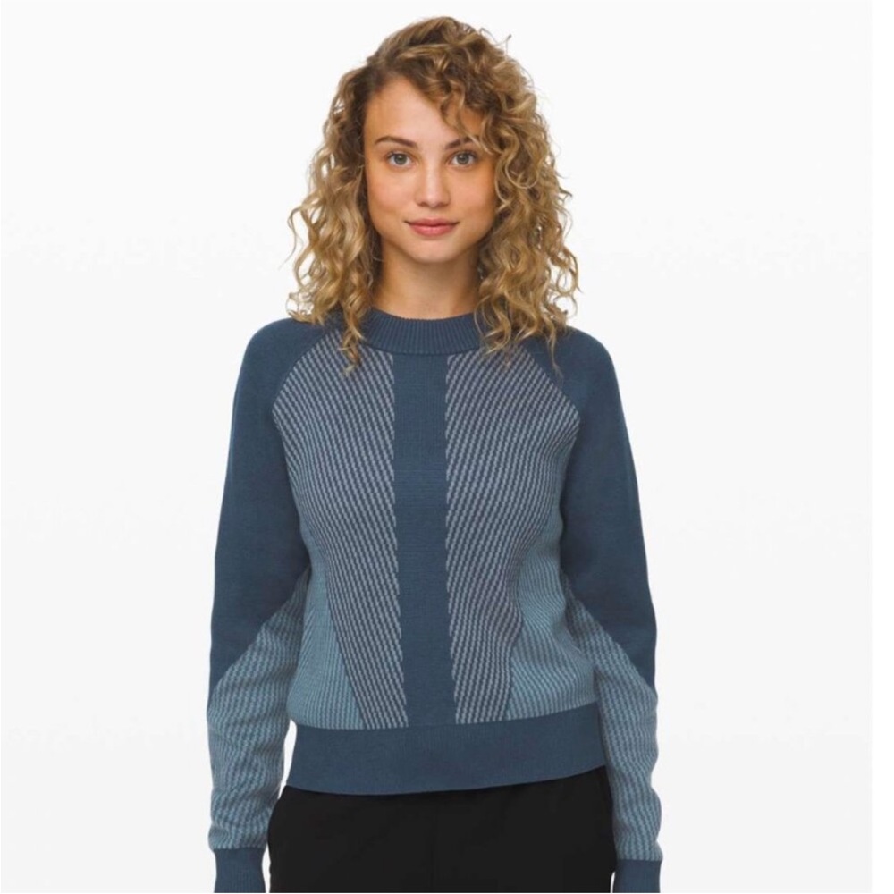 Lululemon Here for Serenity Sweater
Night Diver / Blue Charcoal / Petrol Blue